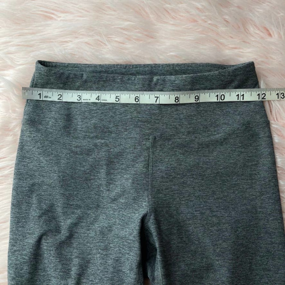 OUTDOOR VOICES Ombre Color Block Leggings 26" Inseam in Gray - Size XS EUC - Picture 6 of 8